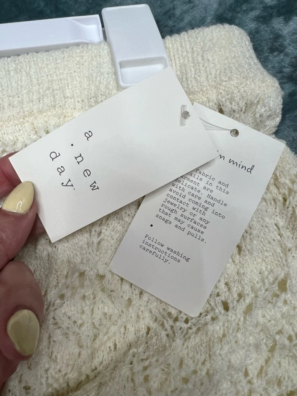 a new day Cream Lace Midi Pencil Skirt with Slit Size Large - Picture 3 of 7